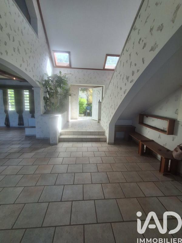 Maison - 246 m² - 6 pièces