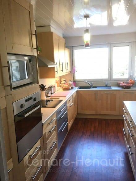 Appartement - 124 m² - 6 pièces