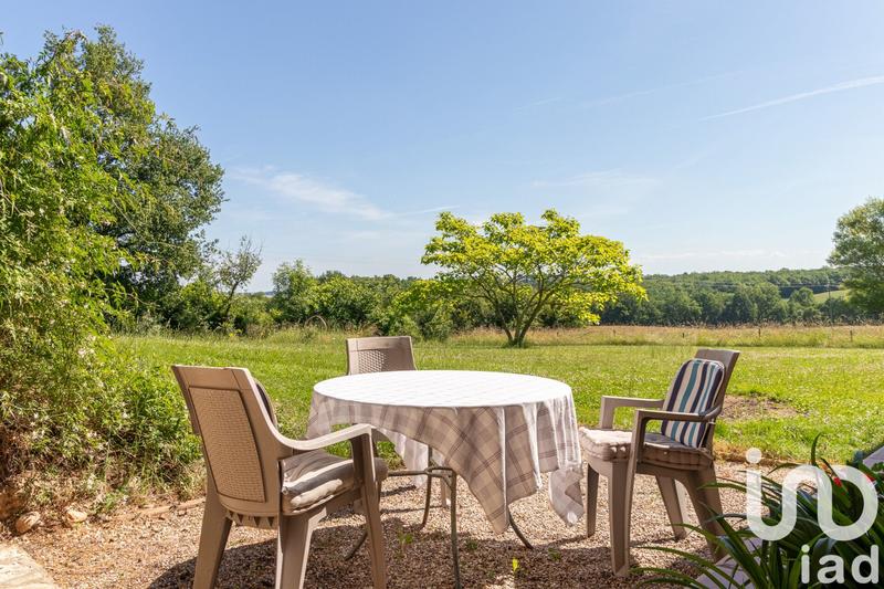 Maison - 370 m² - 8 pièces