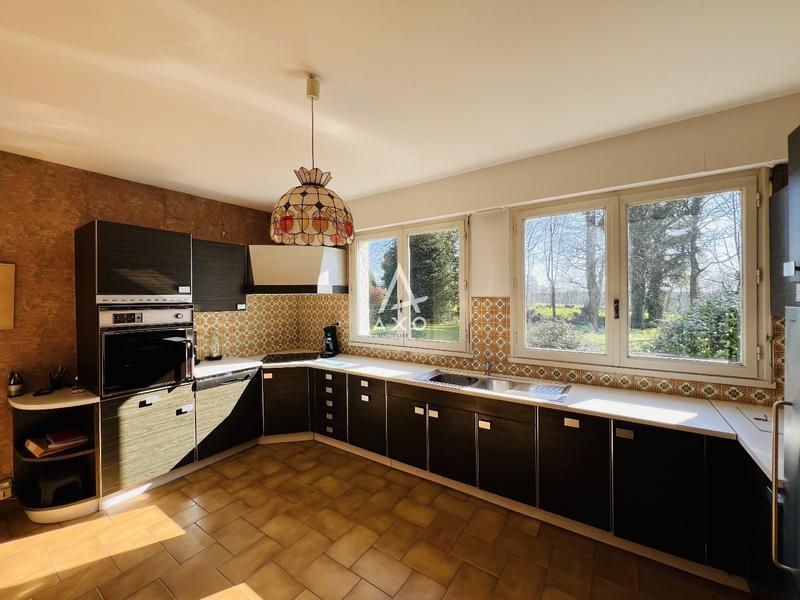 Maison - 110 m² - 6 pièces