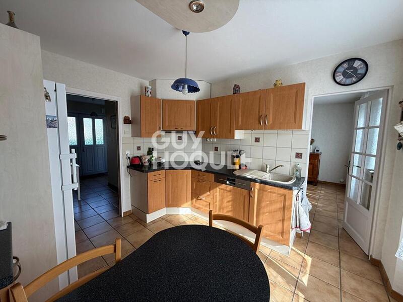 Maison - 107 m² - 6 pièces