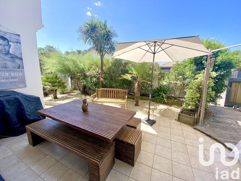 Maison - 140 m² - 8 pièces