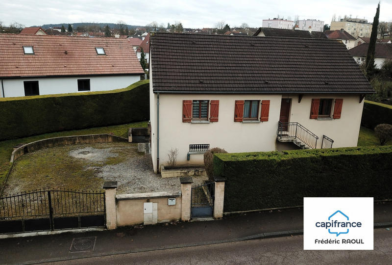 Maison - 85 m² - 5 pièces