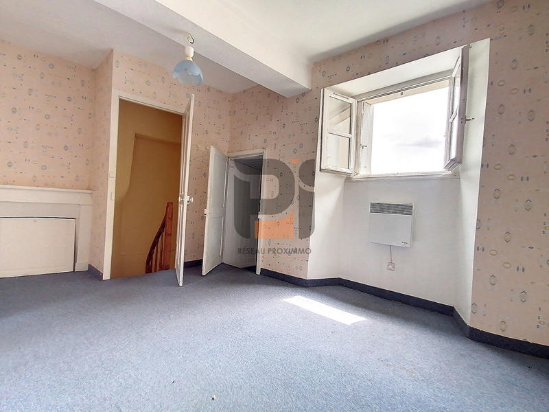 Immeuble - 35 m² - 3 pièces