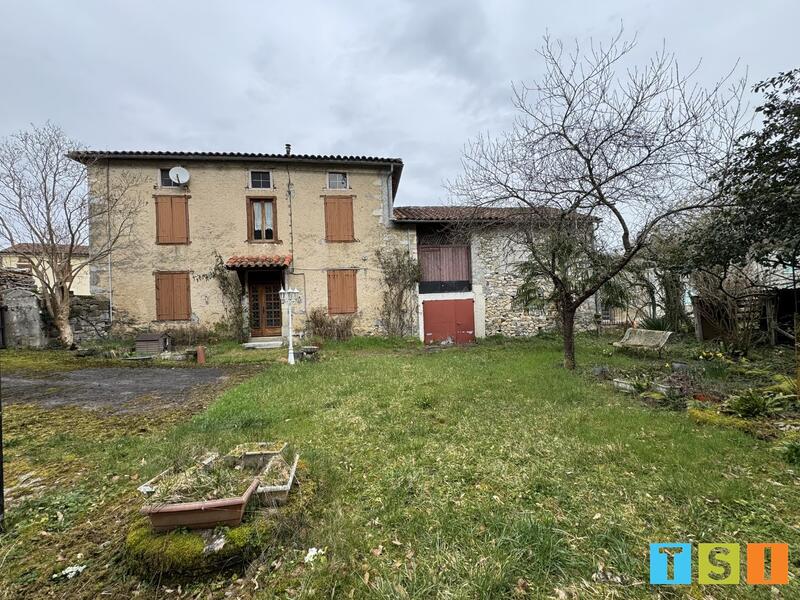 Maison - 88 m² - 4 pièces