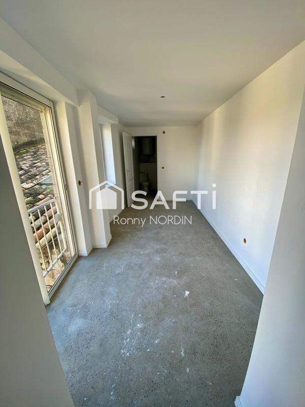 Maison - 225 m² - 7 pièces