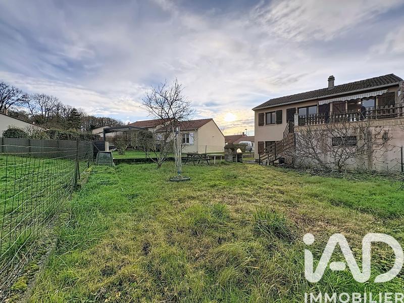 Maison - 90 m² - 5 pièces