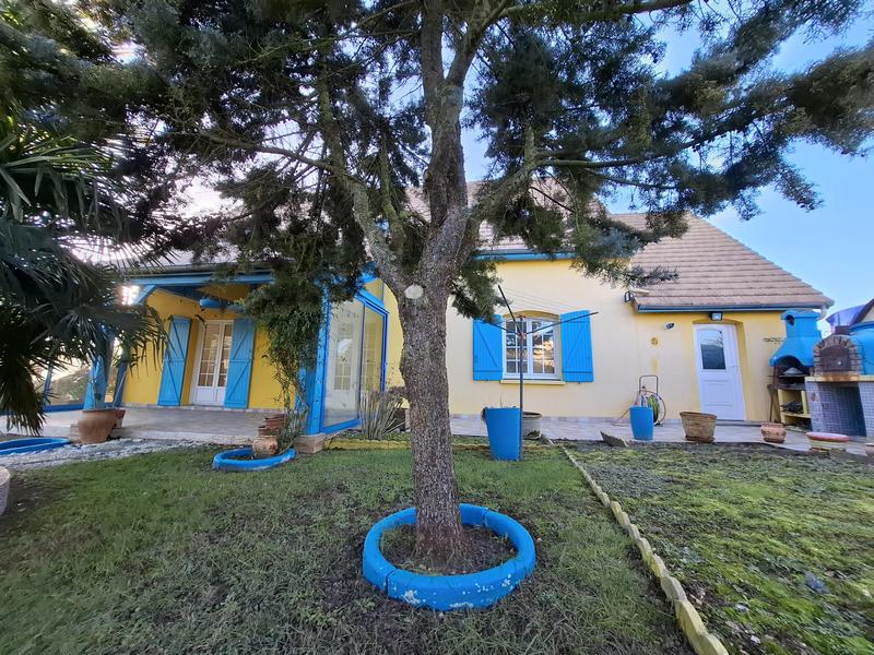 Maison traditionnelle - 150 m² - 6 pièces