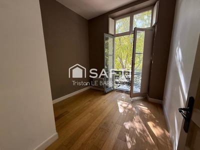 Appartement - 75 m² - 3 pièces