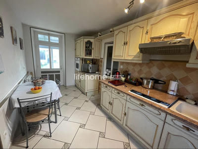 Maison - 110 m² - 4 pièces