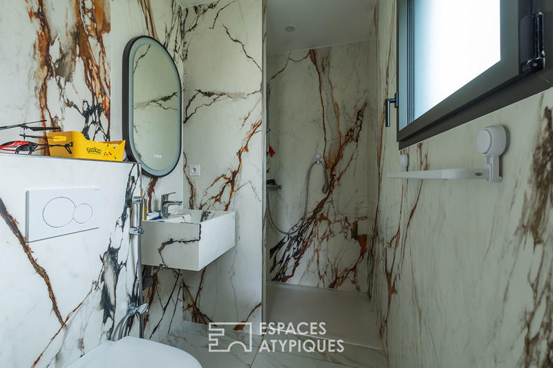 Maison - 213 m² - 8 pièces