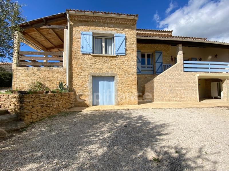 Villa - 224 m² - 8 pièces