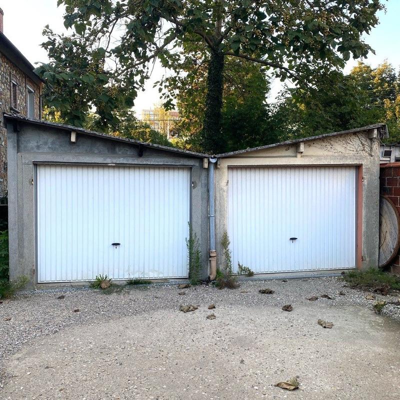 Maison - 210 m² - 6 pièces