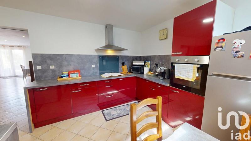 Maison - 240 m² - 9 pièces
