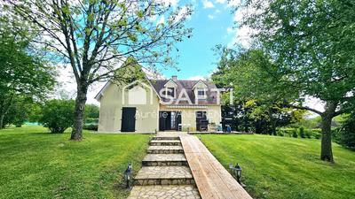 Maison - 155 m² - 6 pièces