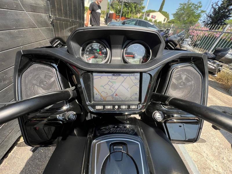 Indian Pursuit Dark Horse