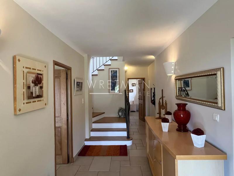 Villa - 185 m² - 8 pièces