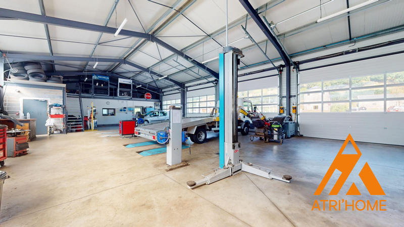 Fonds de commerce - 2 000 m²