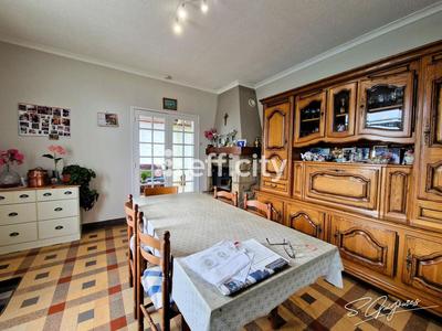 Maison - 138 m² - 6 pièces