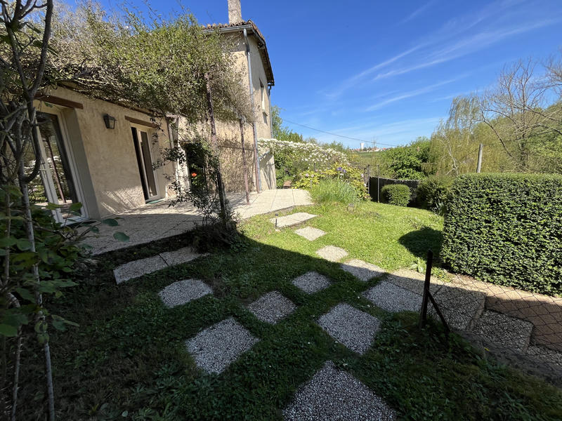 Maison - 172 m² - 8 pièces