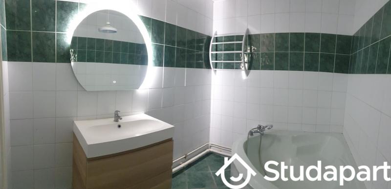 Appartement - 81 m² - 3 pièces