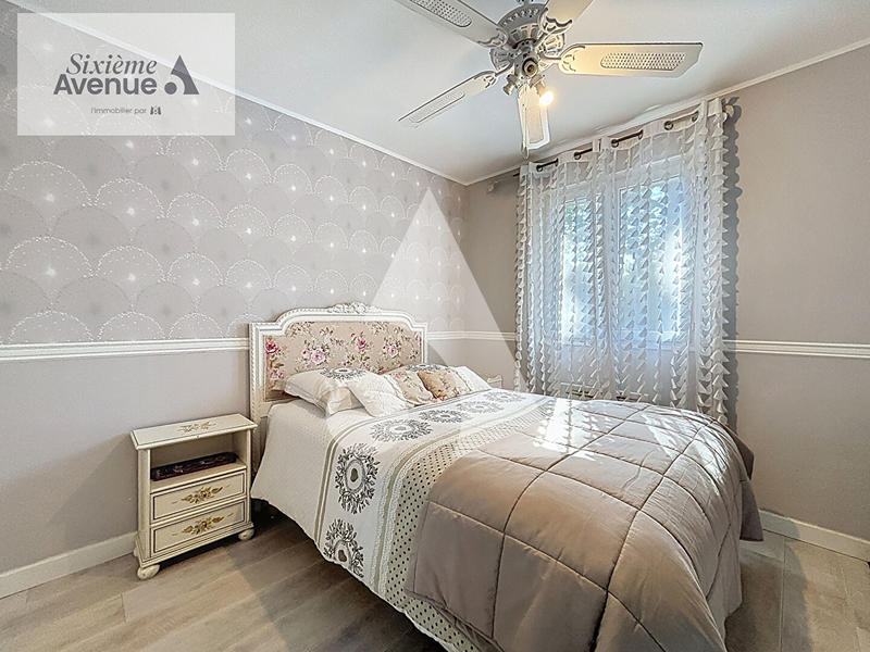 Villa - 145 m² - 6 pièces