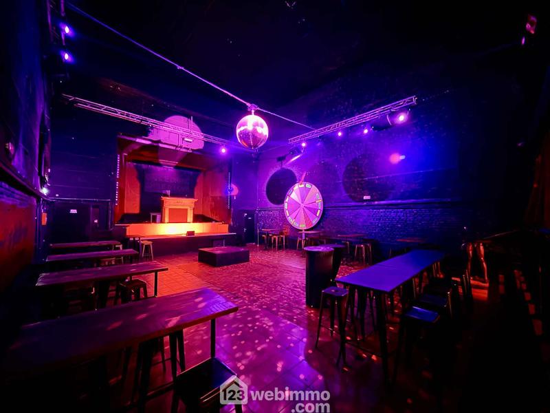 Local commercial - 547 m² - 5 pièces