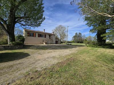 Maison - 122 m² - 5 pièces