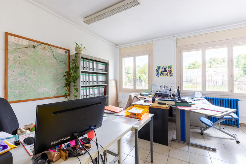 Bureau - 1 036 m² - 12 pièces