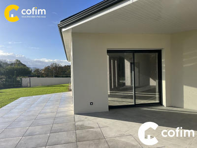 Maison - 107 m² - 5 pièces