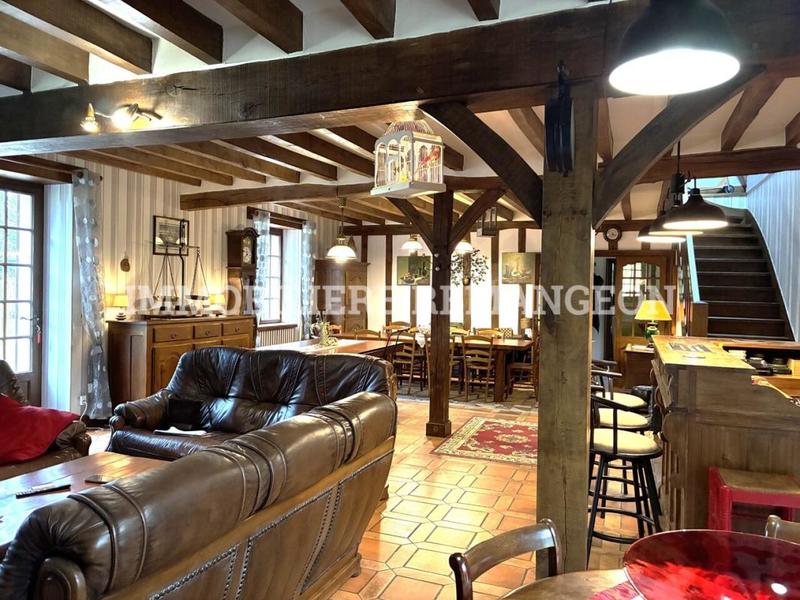 Demeure - 217 m² - 4 pièces