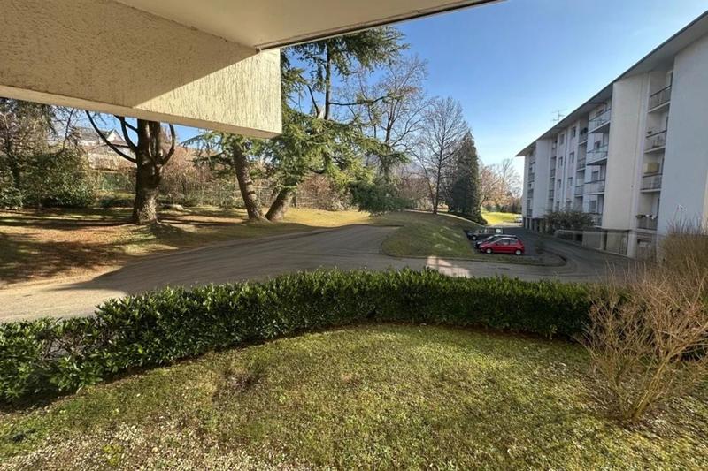 Bureau - 70 m² - 3 pièces