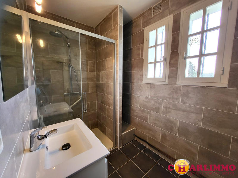 Maison traditionnelle - 133 m² - 6 pièces