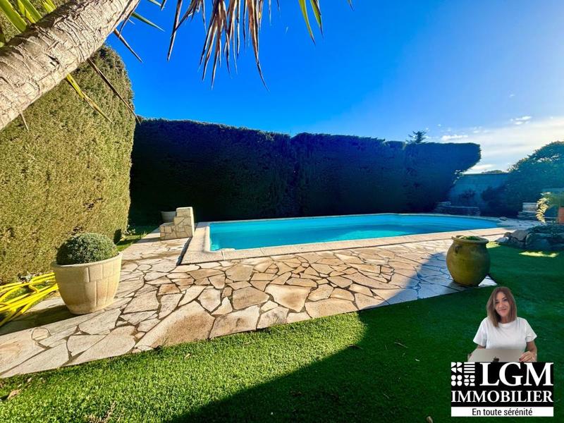 Villa - 90 m² - 4 pièces