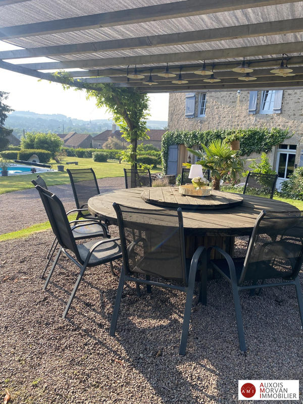 Maison ancienne - 151 m² - 6 pièces
