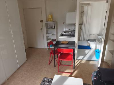 Studio - 18 m² - 1 pièce