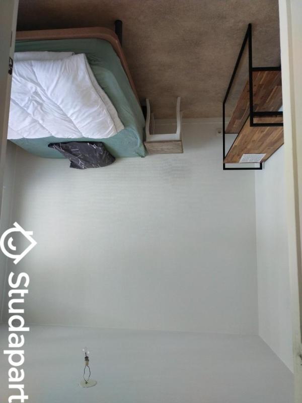 Chambre - 12 m² - 1 pièce