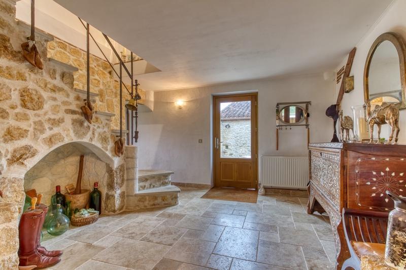 Propriété - 500 m² - 7 pièces