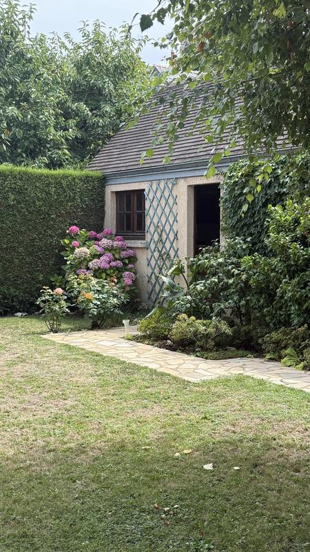 Maison traditionnelle - 178 m² - 7 pièces