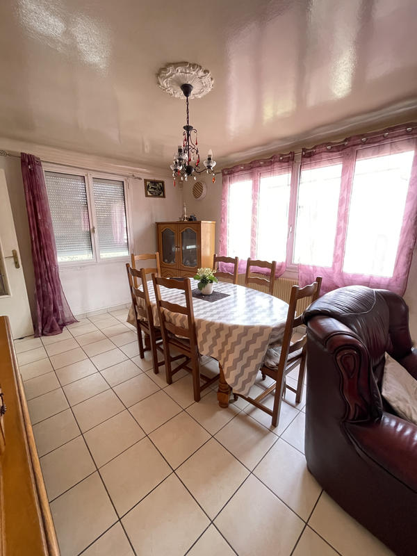 Maison - 141 m² - 5 pièces