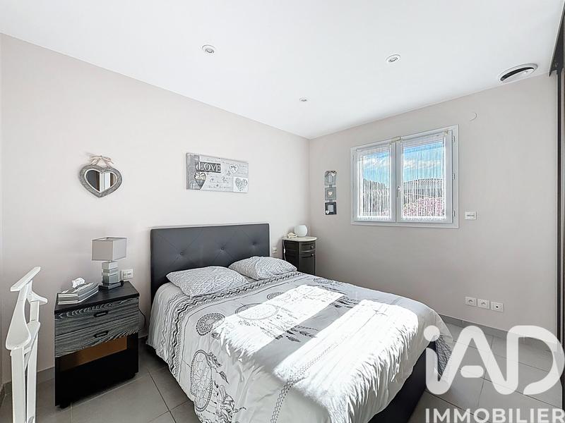 Maison - 198 m² - 7 pièces