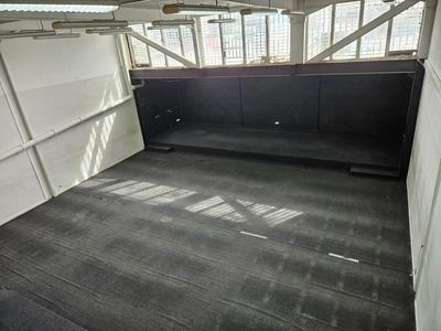 Local commercial - 331 m² - 5 pièces