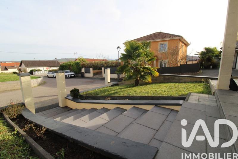 Maison - 180 m² - 7 pièces