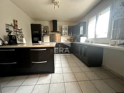 Maison - 135 m² - 5 pièces