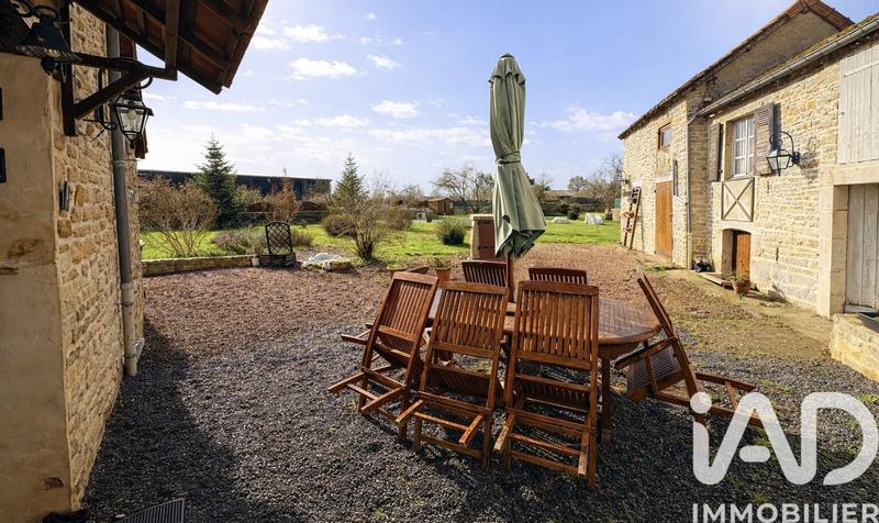 Maison - 90 m² - 3 pièces