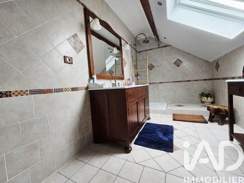 Maison - 125 m² - 8 pièces