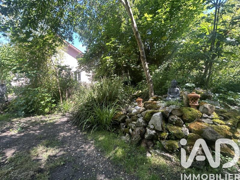 Maison - 99 m² - 5 pièces