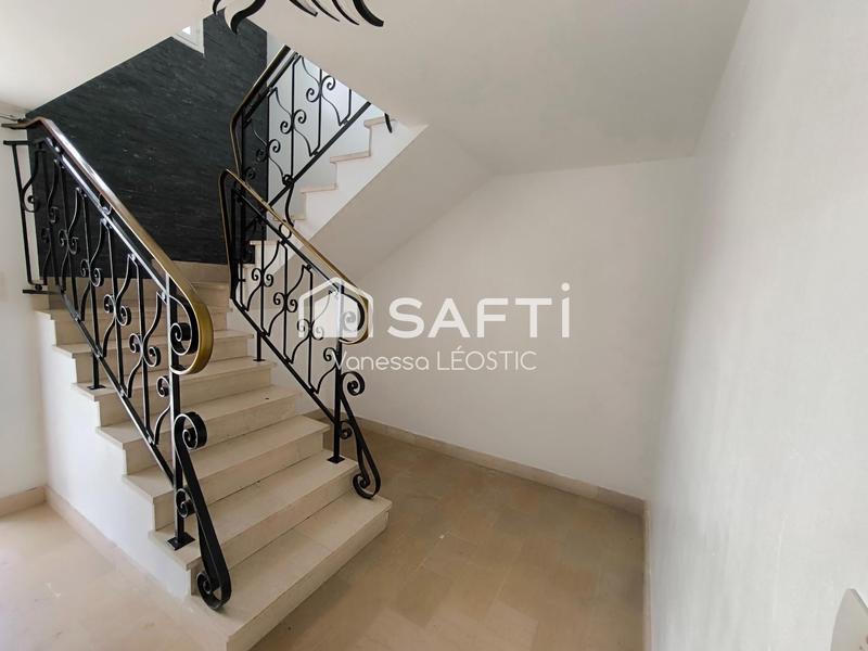 Maison - 90 m² - 5 pièces