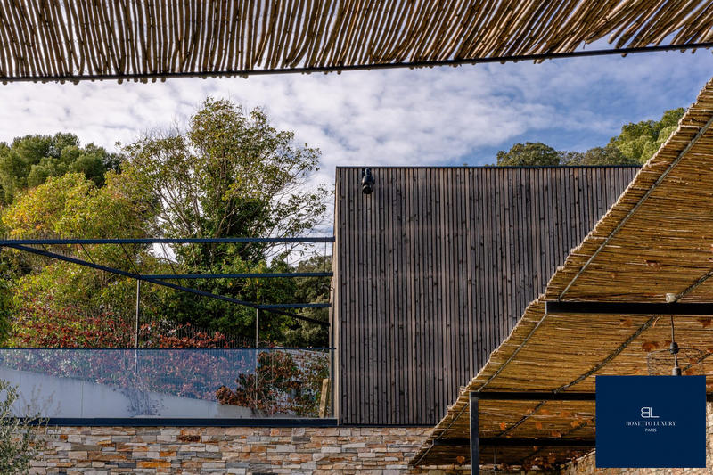 Maison contemporaine - 218 m² - 6 pièces