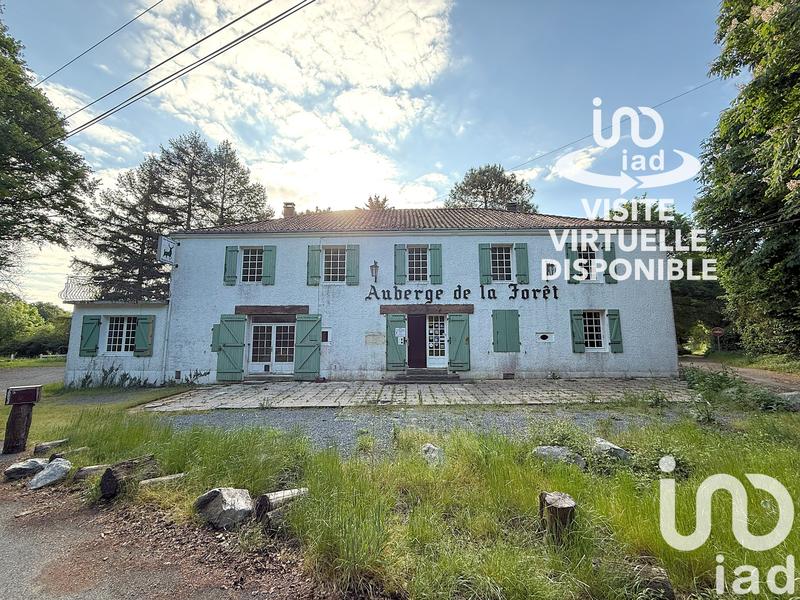 Maison - 390 m² - 13 pièces